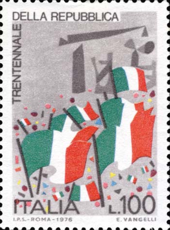 Francobollo Folla con Bandiere Italiane -  1976