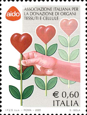 Francobollo Mano che Coglie un Fiore a Forma di Cuore -  2005